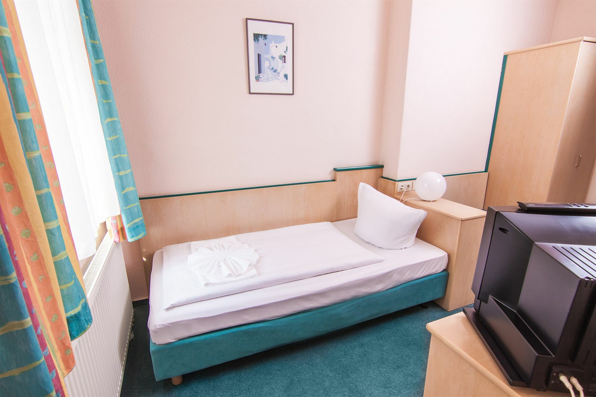 Hotel-Pension Odin Berlin Exterior photo