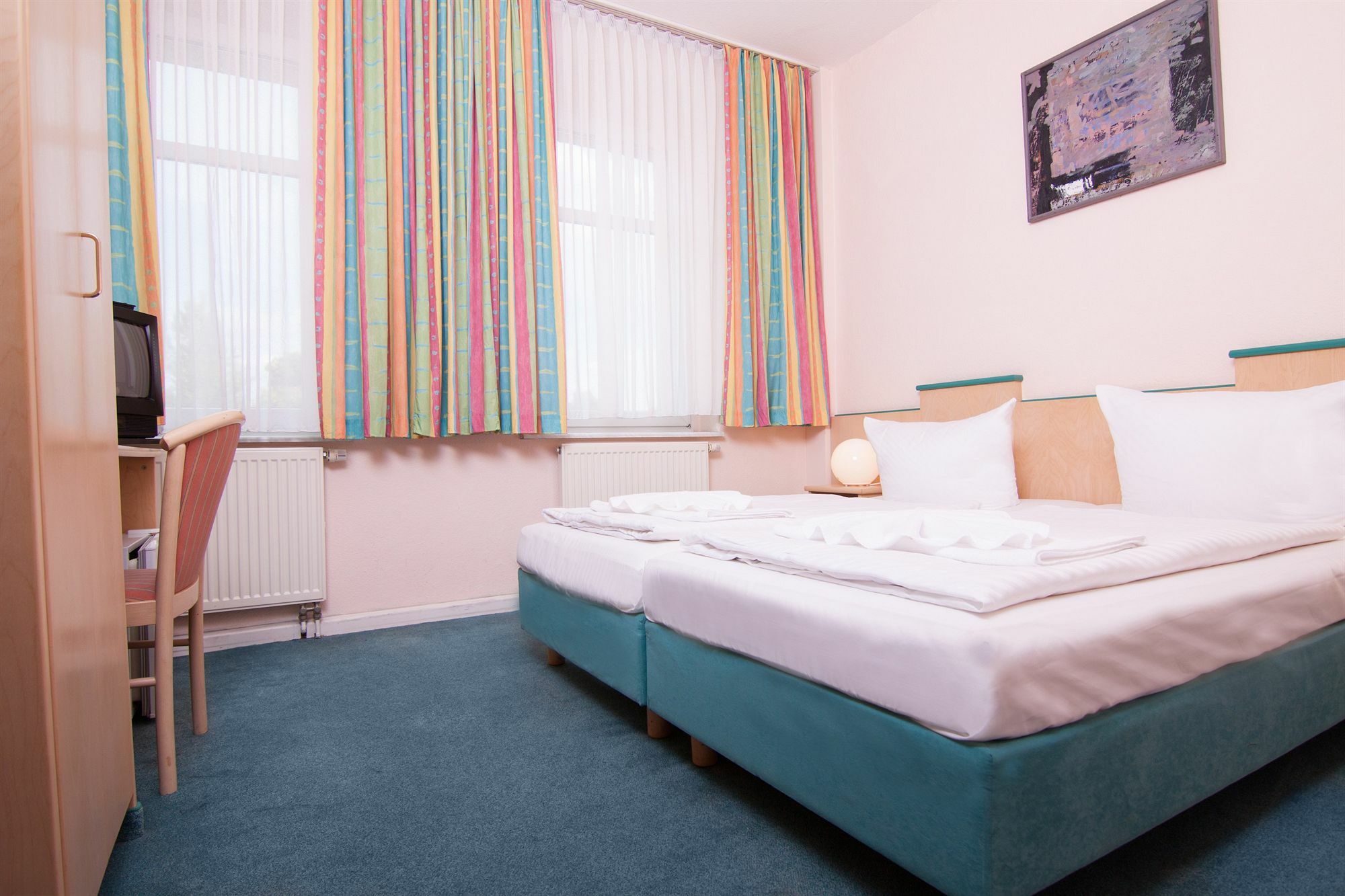 Hotel-Pension Odin Berlin Exterior photo